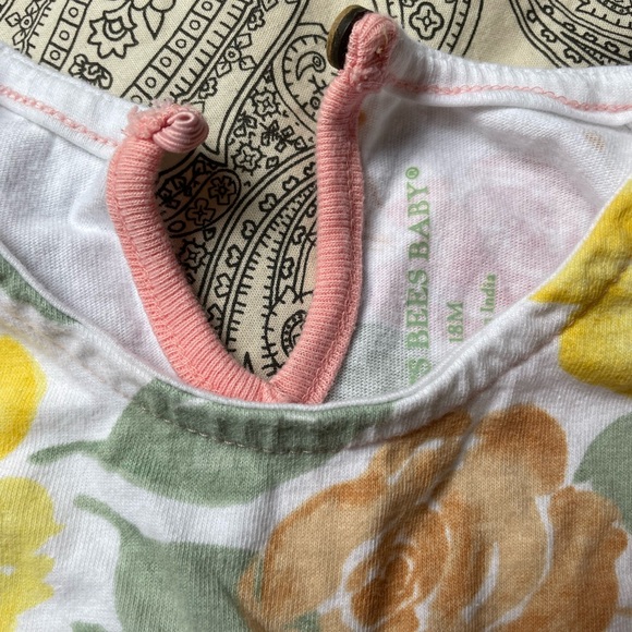 3/$12 Burt’s Bees Romper - Picture 2 of 2